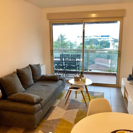 Appartement Neuf, Piscine, Terrasse, Vue Mer. คานส์ ภายนอก รูปภาพ